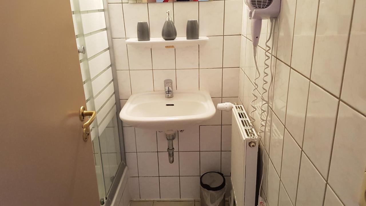 Pension Rahnsdorf Am Mueggelsee Berlino Esterno foto